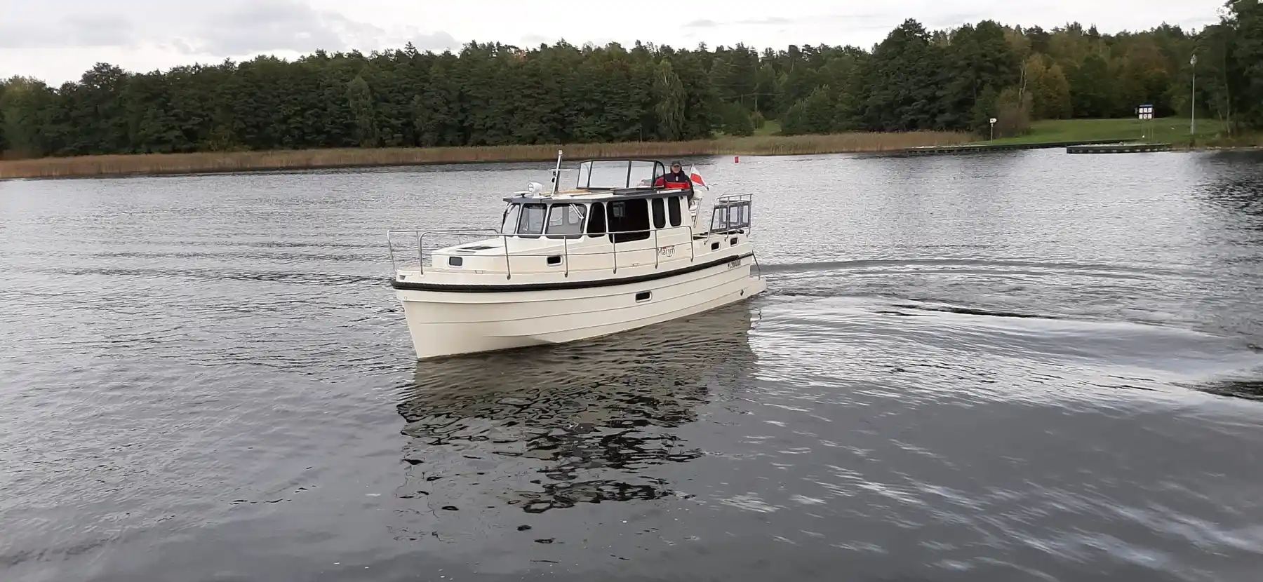 Motorboot IMPOL Yacht & Bootshandel Marim 808