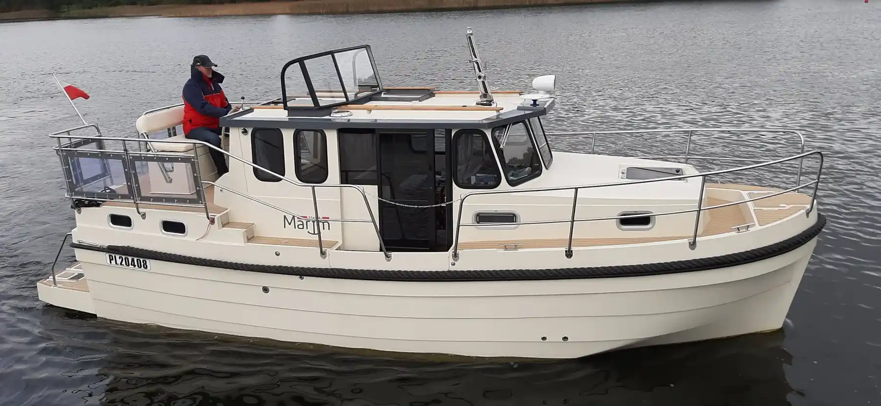 Motorboot IMPOL Yacht & Bootshandel Marim 808