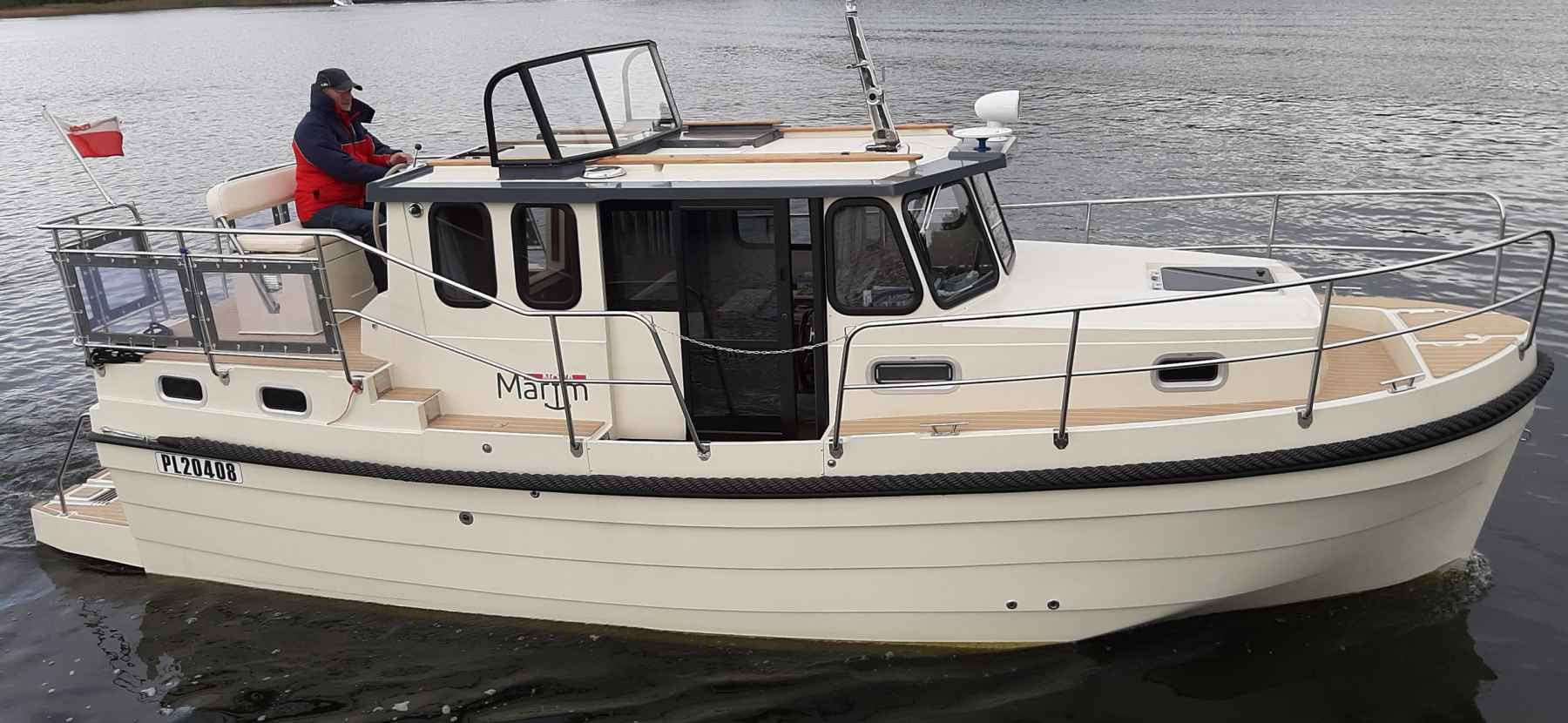 Motorboot IMPOL Yacht & Bootshandel Marim 808