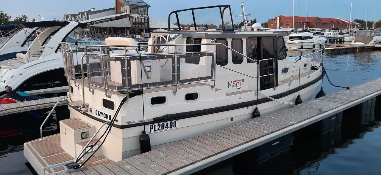 Motorboot IMPOL Yacht & Bootshandel Marim 808