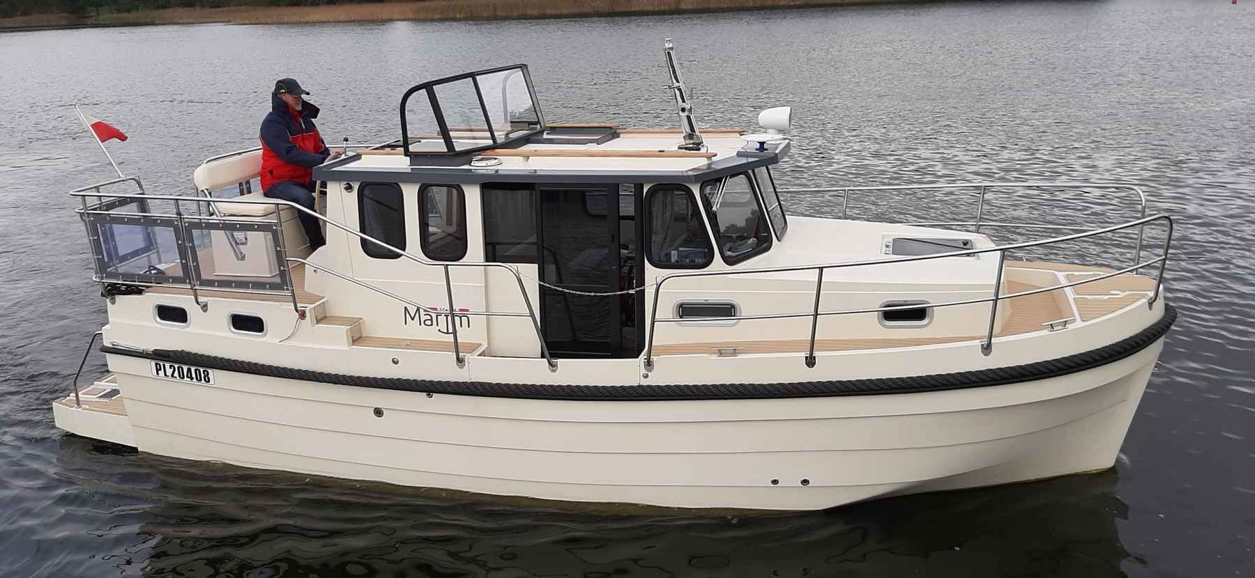 Motorboot IMPOL Yacht & Bootshandel Marim 808
