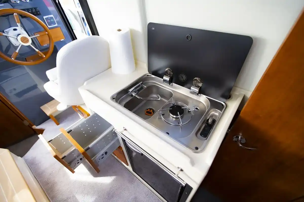 Motorboot IMPOL Yacht & Bootshandel Marim 808
