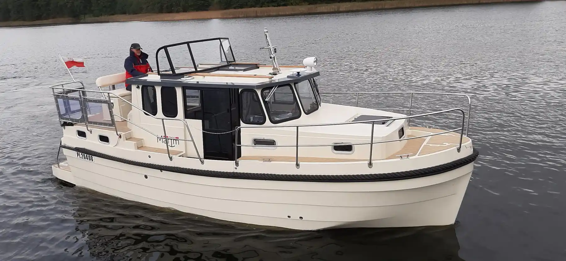 Motorboot IMPOL Yacht & Bootshandel Marim 808