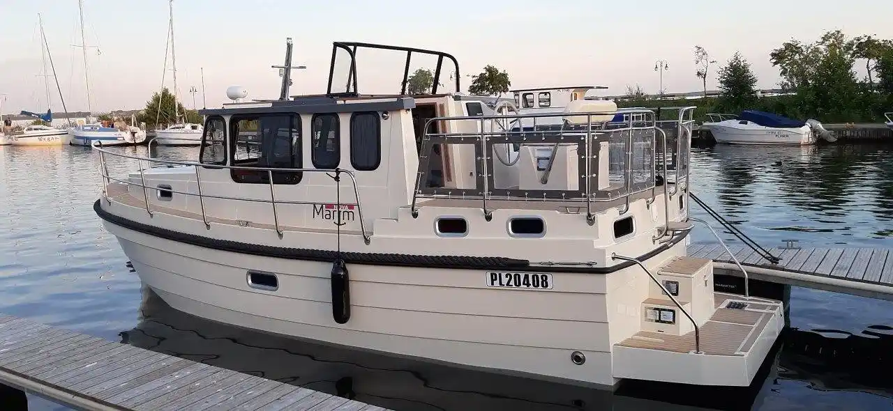 Motorboot IMPOL Yacht & Bootshandel Marim 808