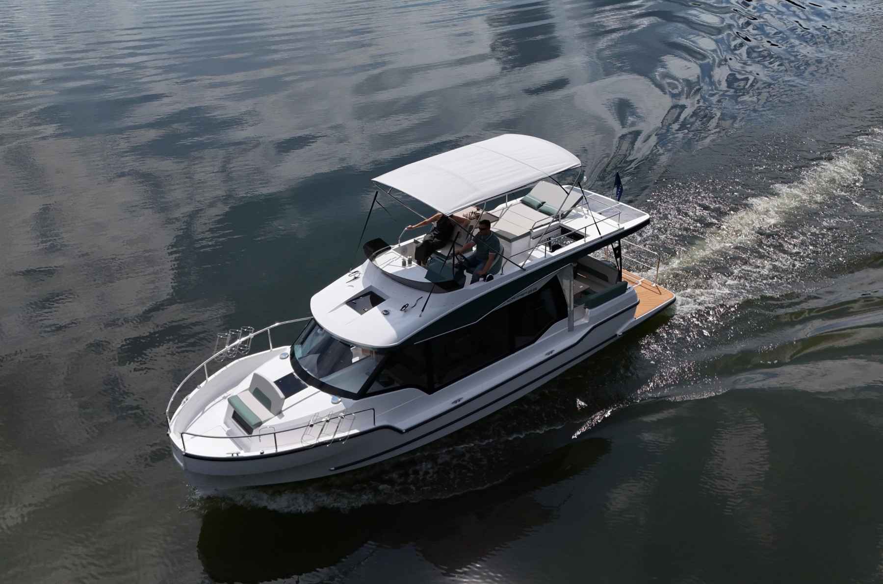 Motorboot IMPOL SunCamper 36