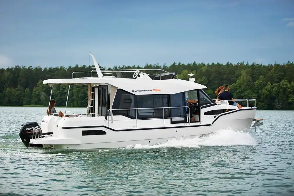 Motorboot IMPOL SunCamper 31