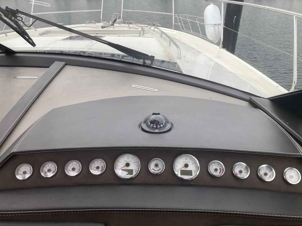 Motorboot Prestige 620 S (SportFly)