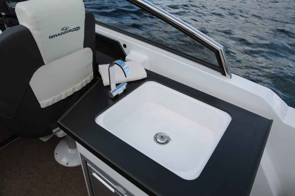 Motorboot Grandezza 25s