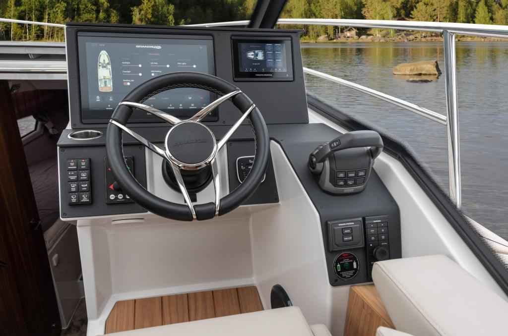 Motorboot Grandezza 30 OC
