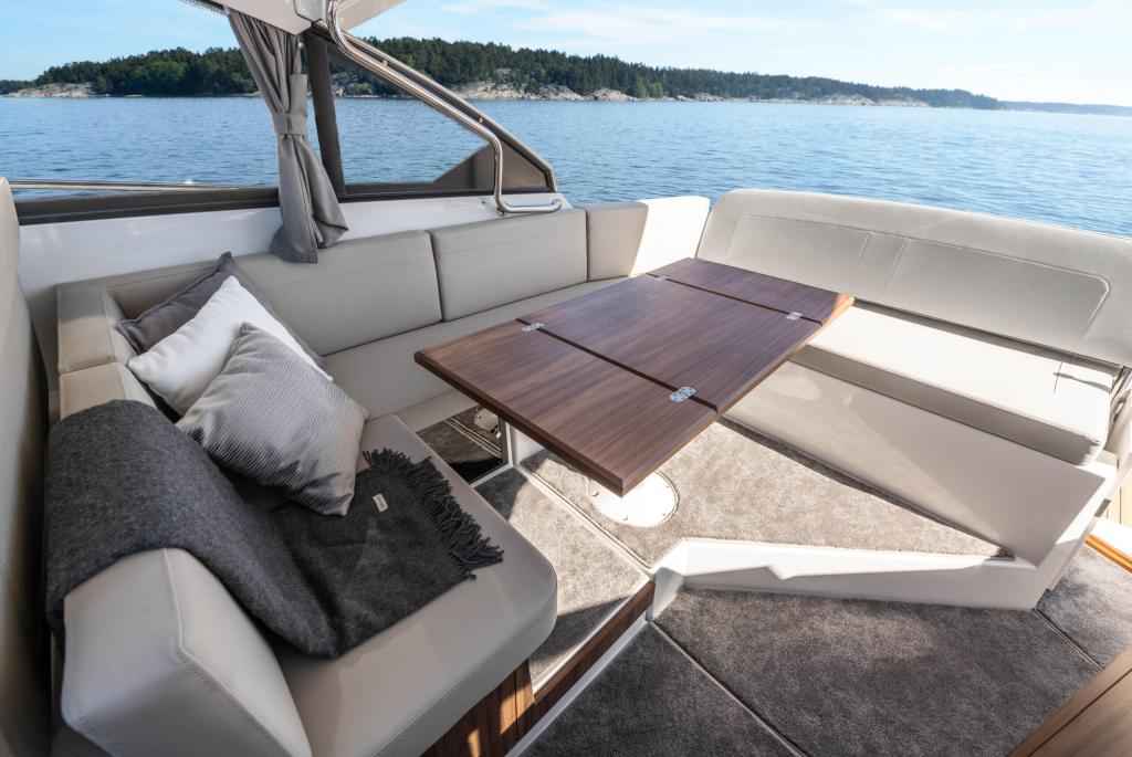 Motorboot Grandezza 34 OC