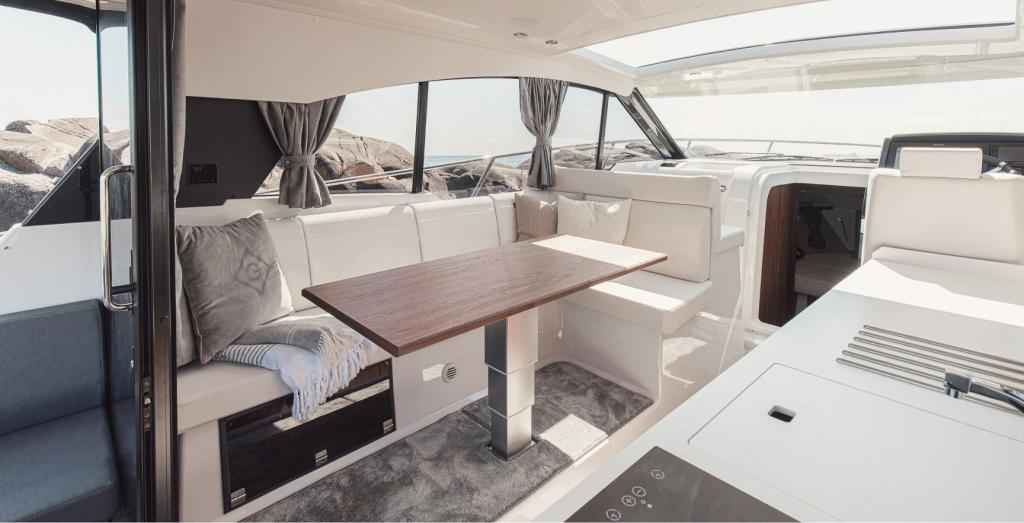 Motorboot Grandezza 37 CA