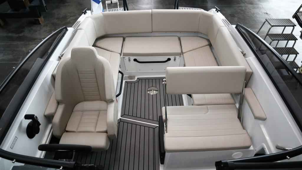 Motorboot Finnmaster R6