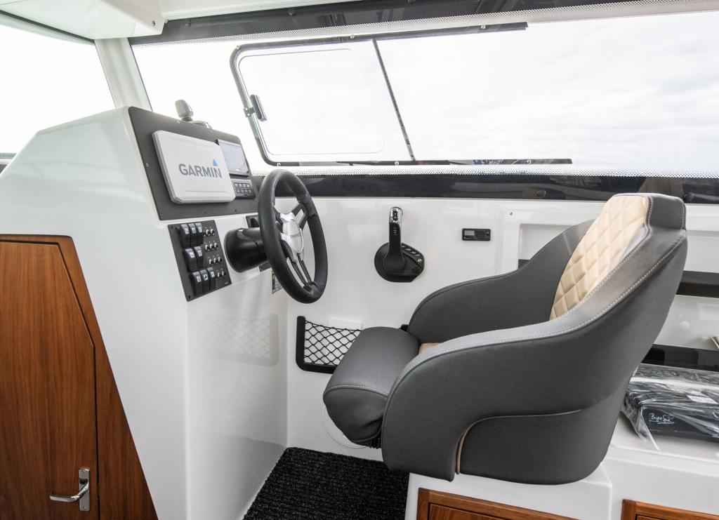 Motorboot Finnmaster PILOT 7