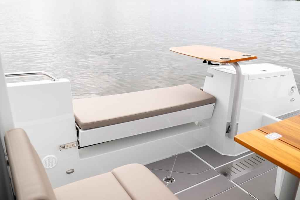 Motorboot Quarken 35 Cabin Tourer
