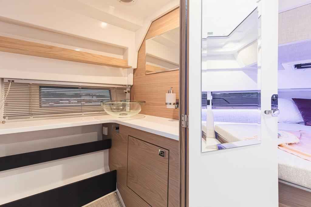 Motorboot Quarken 35 Sport Tourer