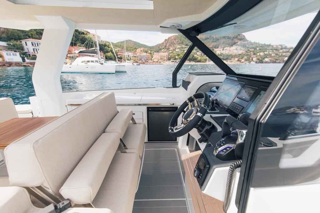 Motorboot Quarken 35 Sport Tourer