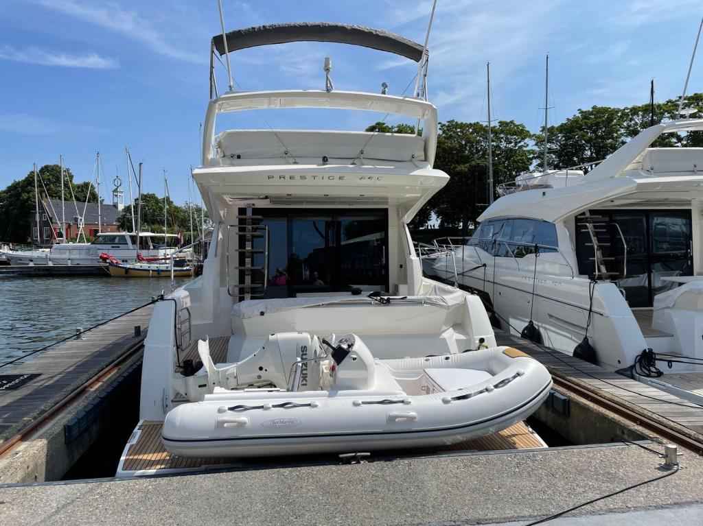 Motorboot Prestige 460 FLY