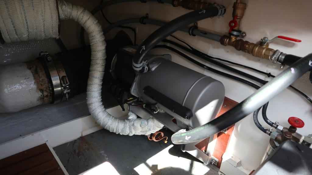 Motorboot Grand Banks 42 EUROPA
