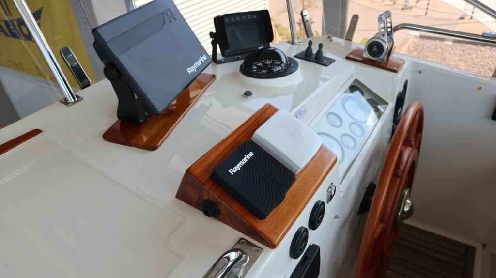 Motorboot Grand Banks 42 EUROPA