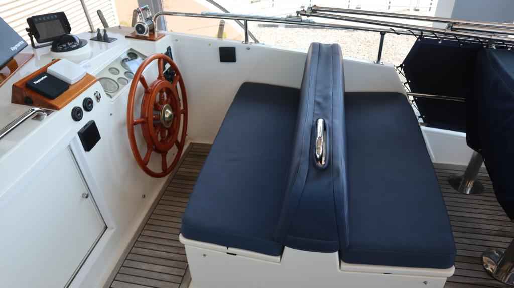 Motorboot Grand Banks 42 EUROPA