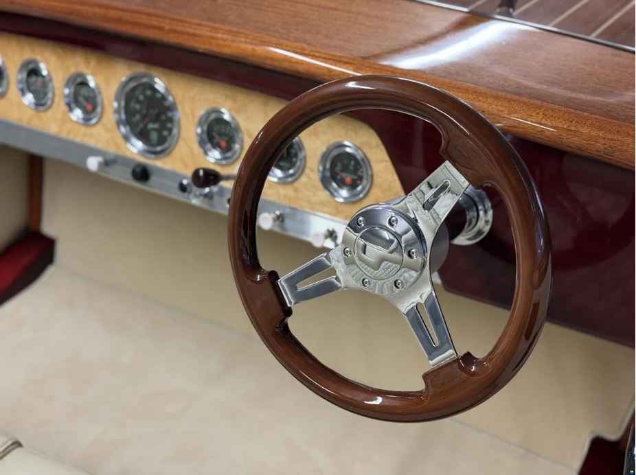 Motorboot Boesch 580 Sport Spezial