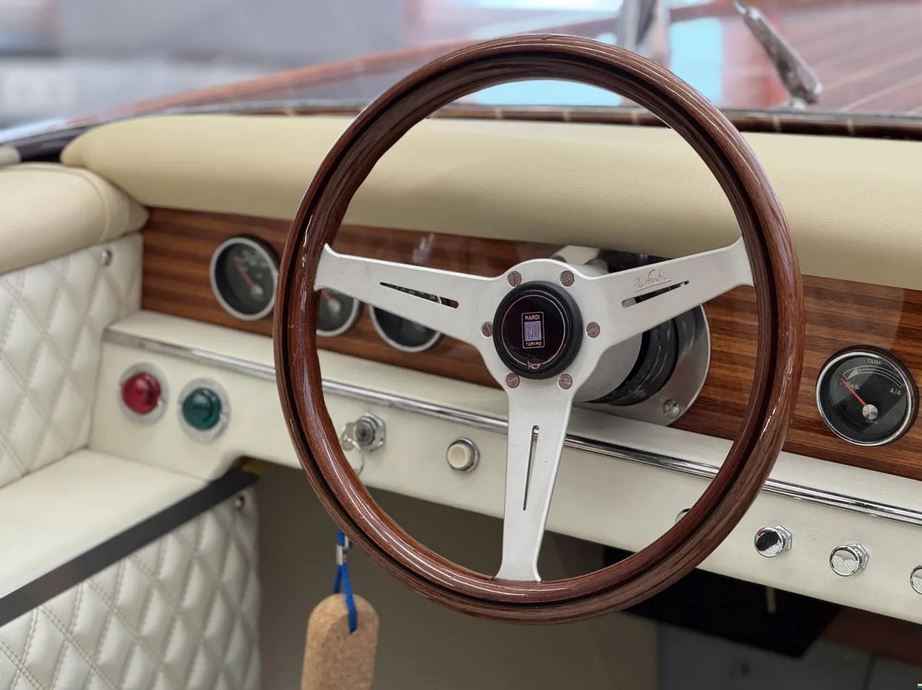 Motorboot Pedrazzini Capri Super Deluxe