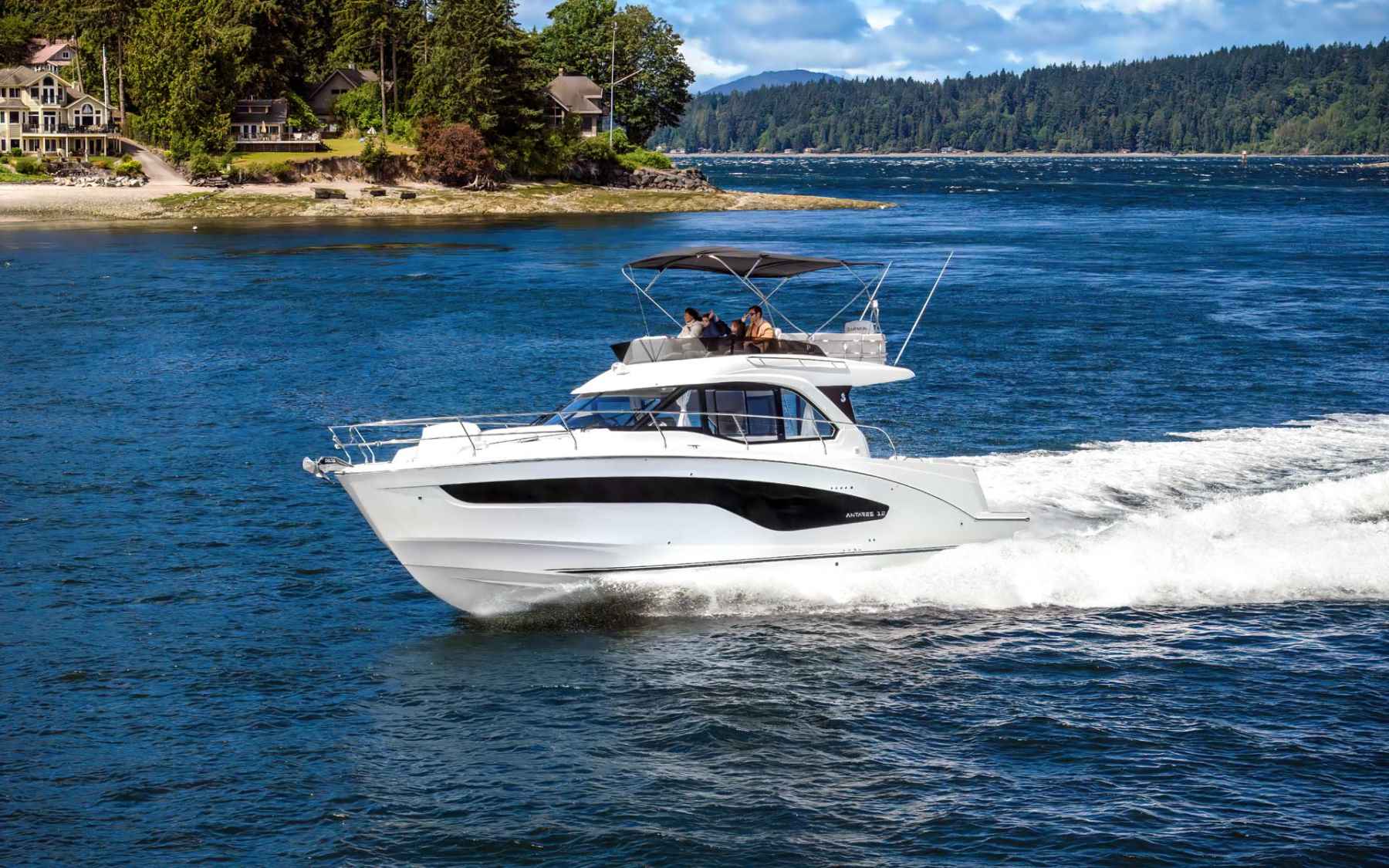 Motorboot Beneteau ANTARES 12 Fly