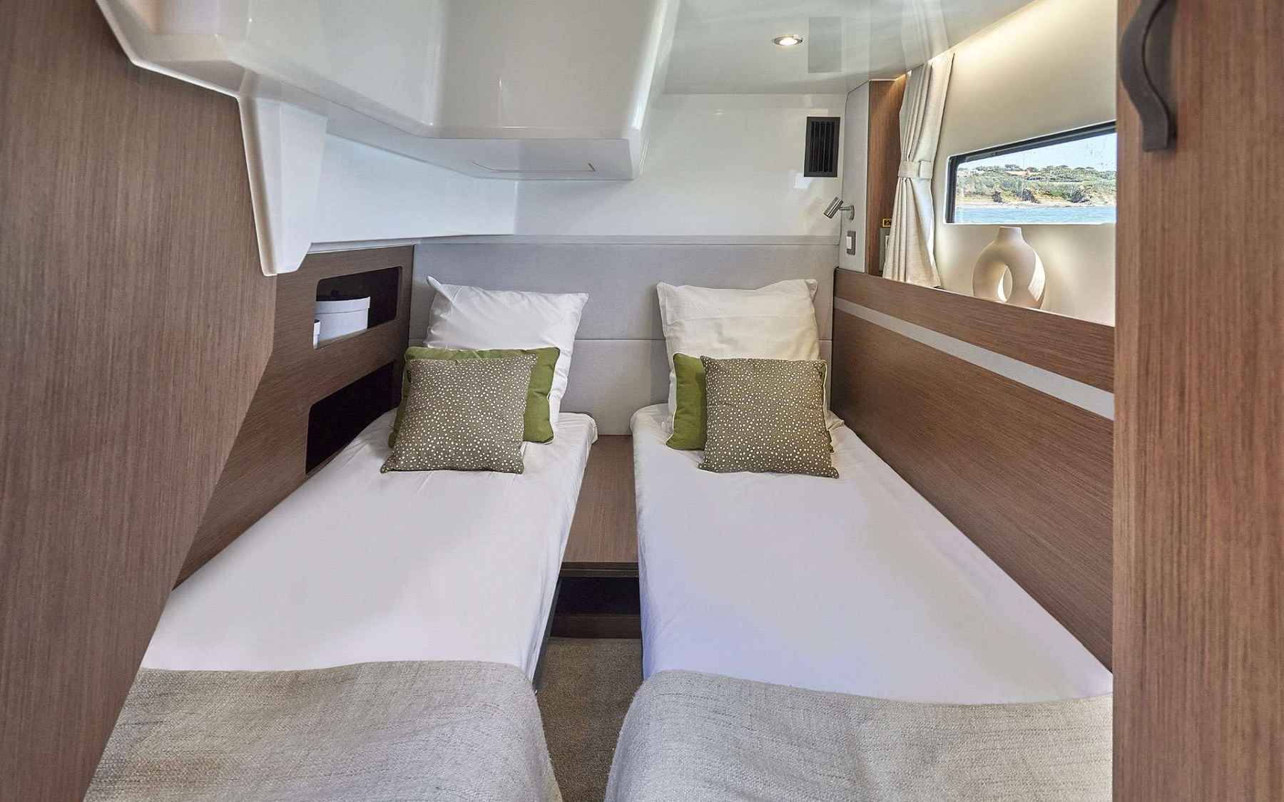 Motorboot Beneteau ANTARES 12 Fly