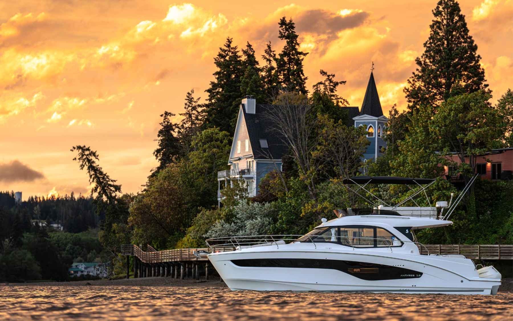 Motorboot Beneteau ANTARES 12 Fly