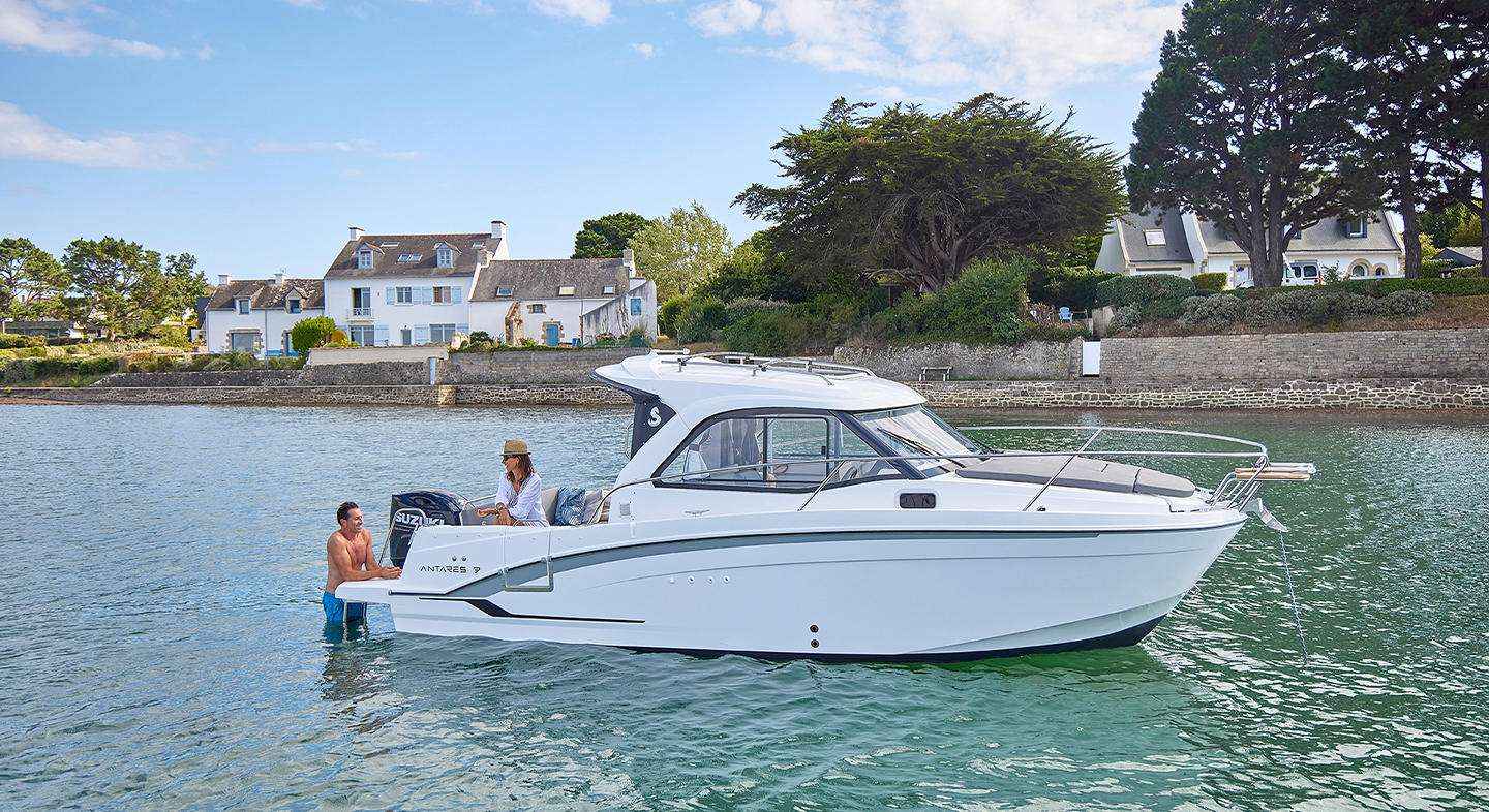 Motorboot Beneteau ANTARES 7