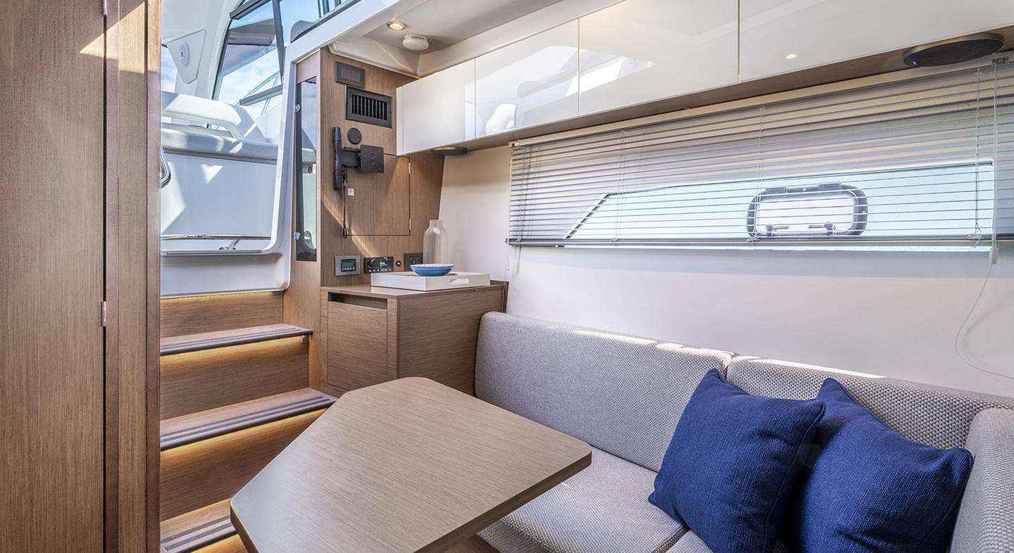 Motorboot Beneteau Gran Turismo 36