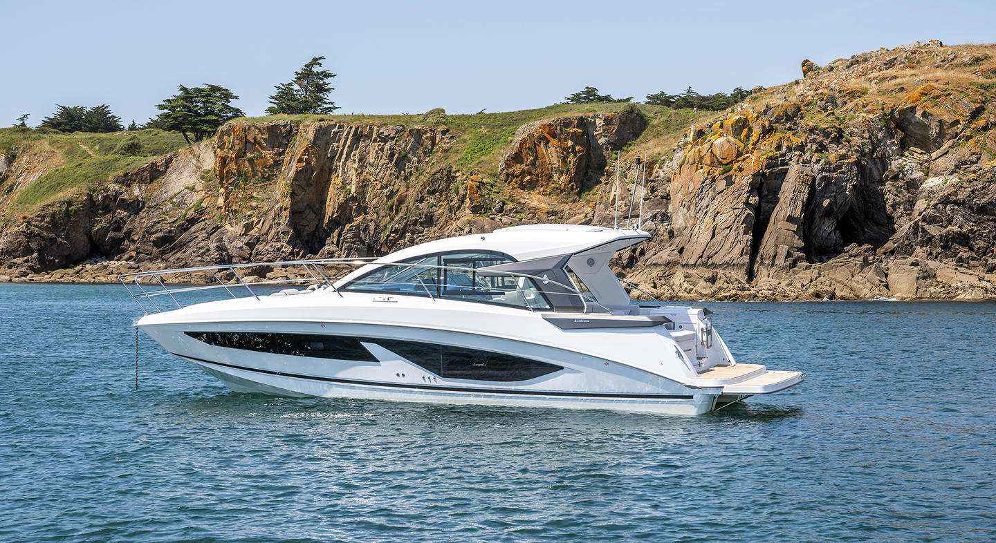 Motorboot Beneteau Gran Turismo 36