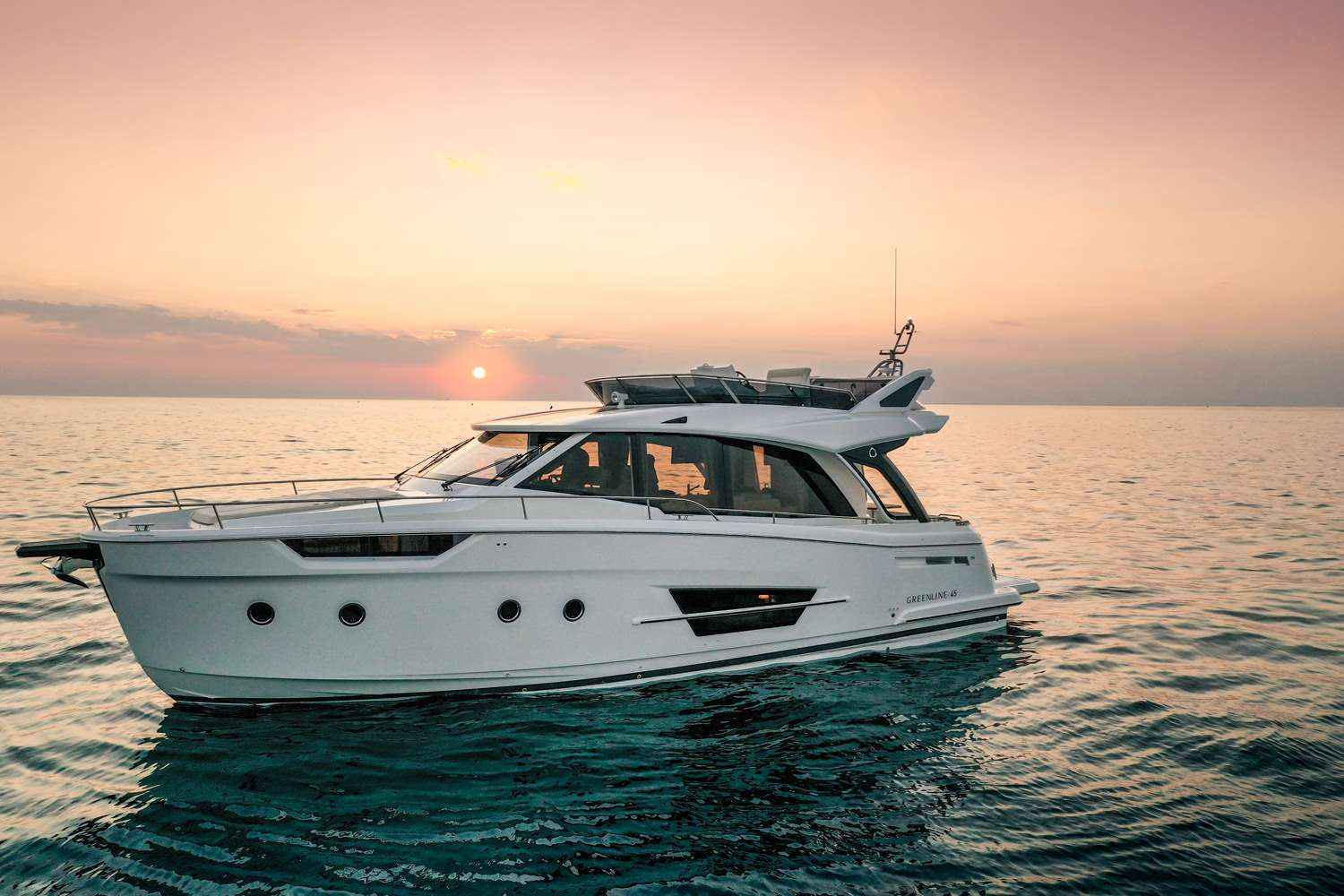 Motorboot Greenline 45 FLY