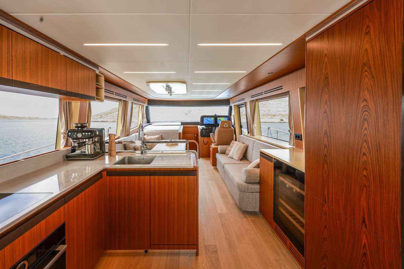 Motorboot Greenline 58 FLY