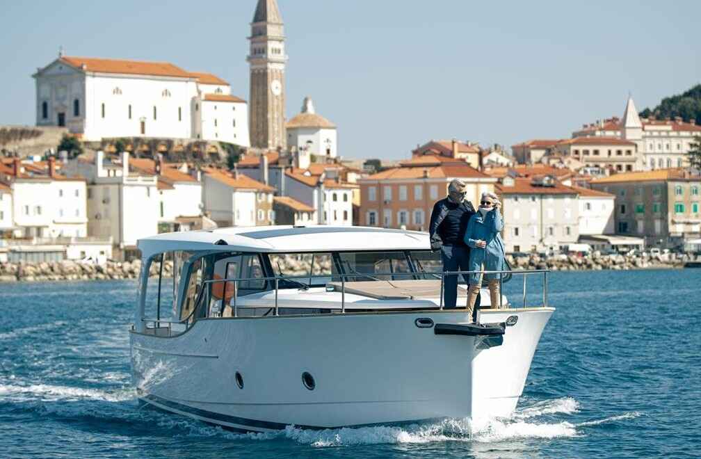 Motorboot Greenline 40