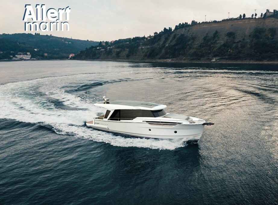Motorboot Greenline 42