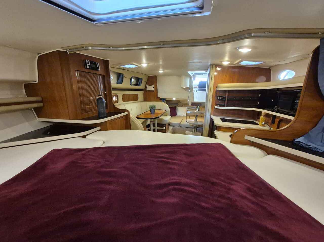 Motorboot Rinker 342 Fiesta Vee