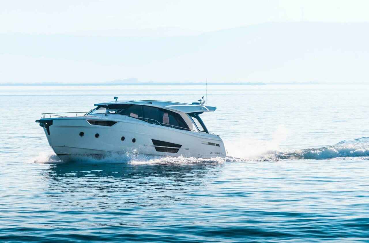 Motorboot Greenline 45 Coupé