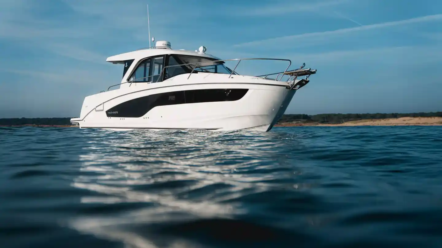 Motorboot Beneteau ANTARES 9