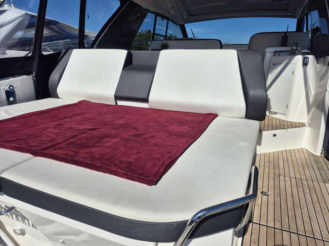 Motorboot Bavaria S45 HT