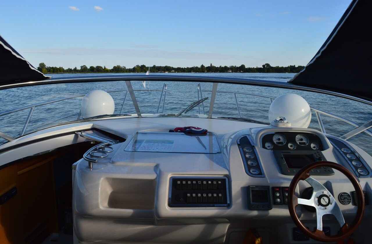 Motorboot Windy 33 Scirocco