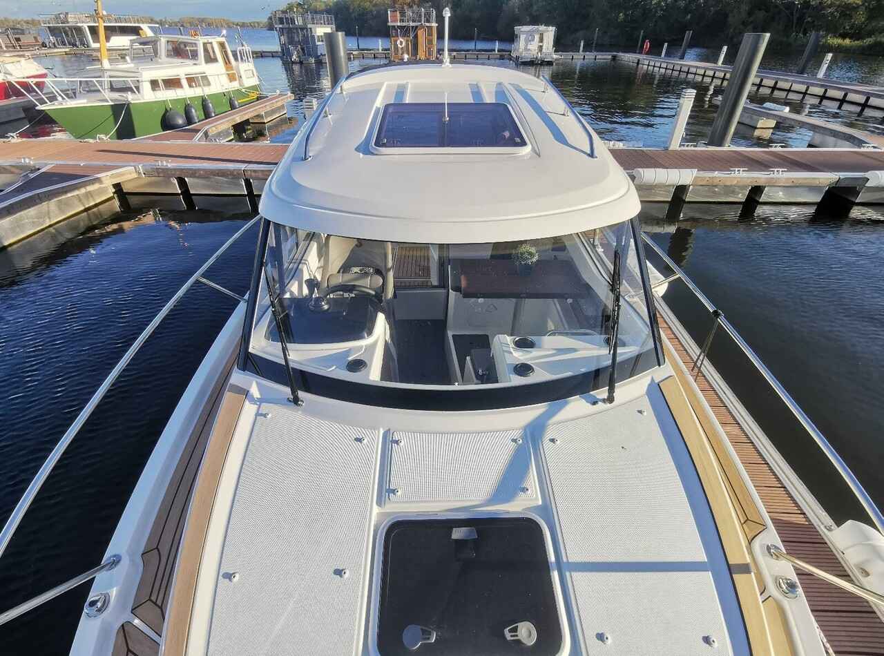 Motorboot Bénéteau Antares 7