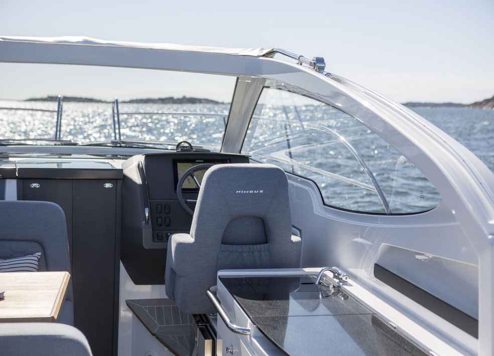 Motorboot Nimbus 305 Drophead