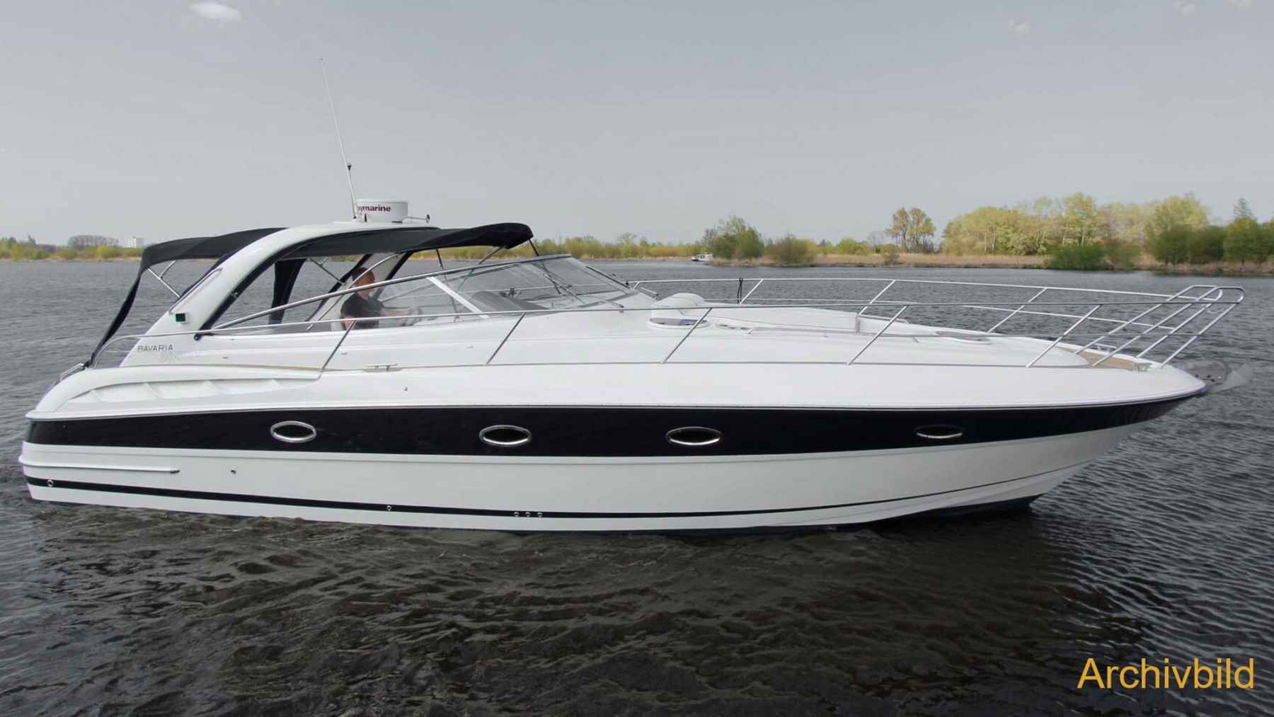 Motorboot Bavaria 38 Sport