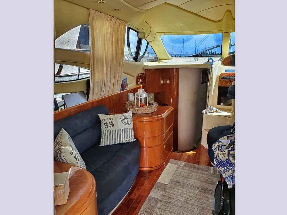 Motorboot Azimut 39