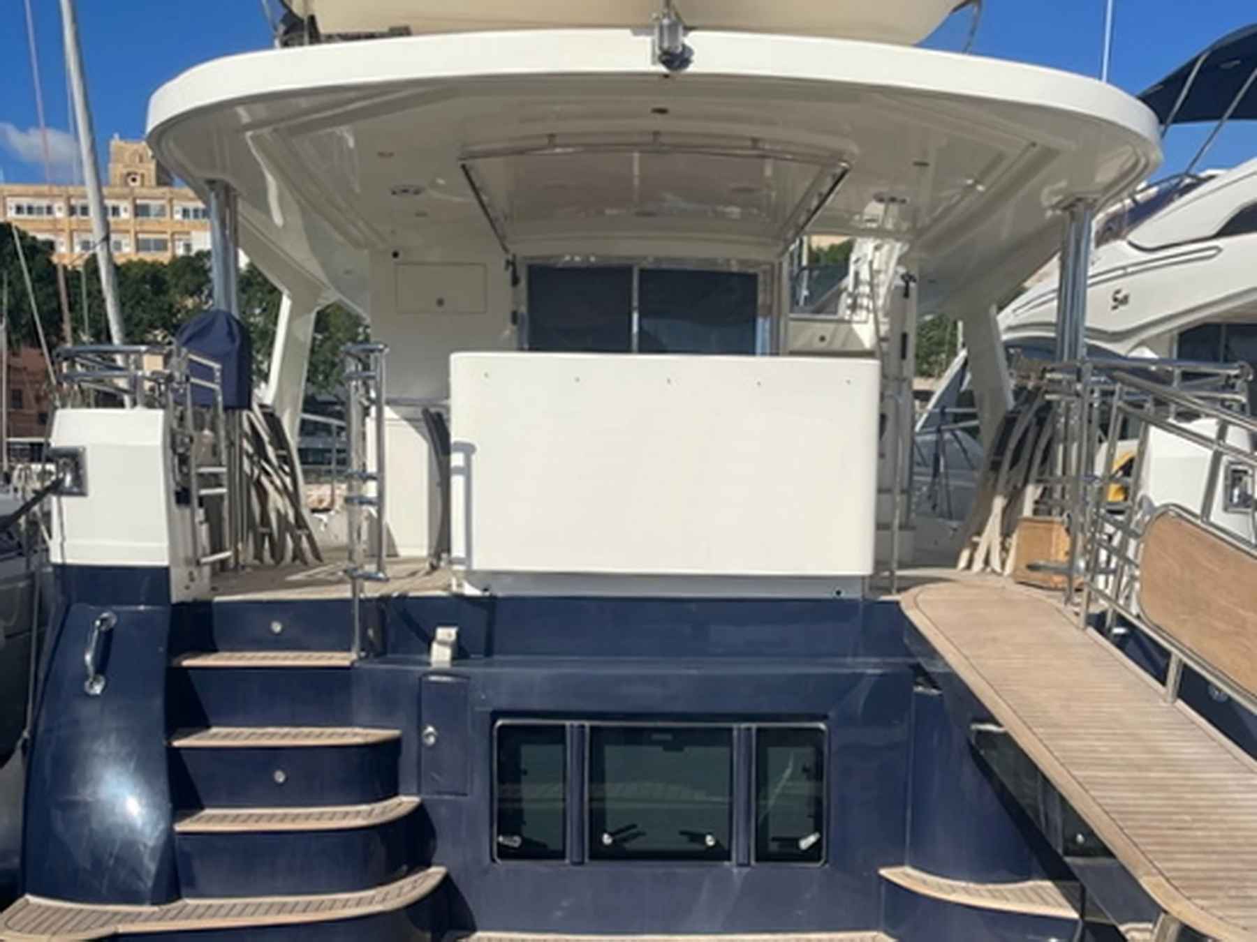 Motorboot Trader 64 Sunliner