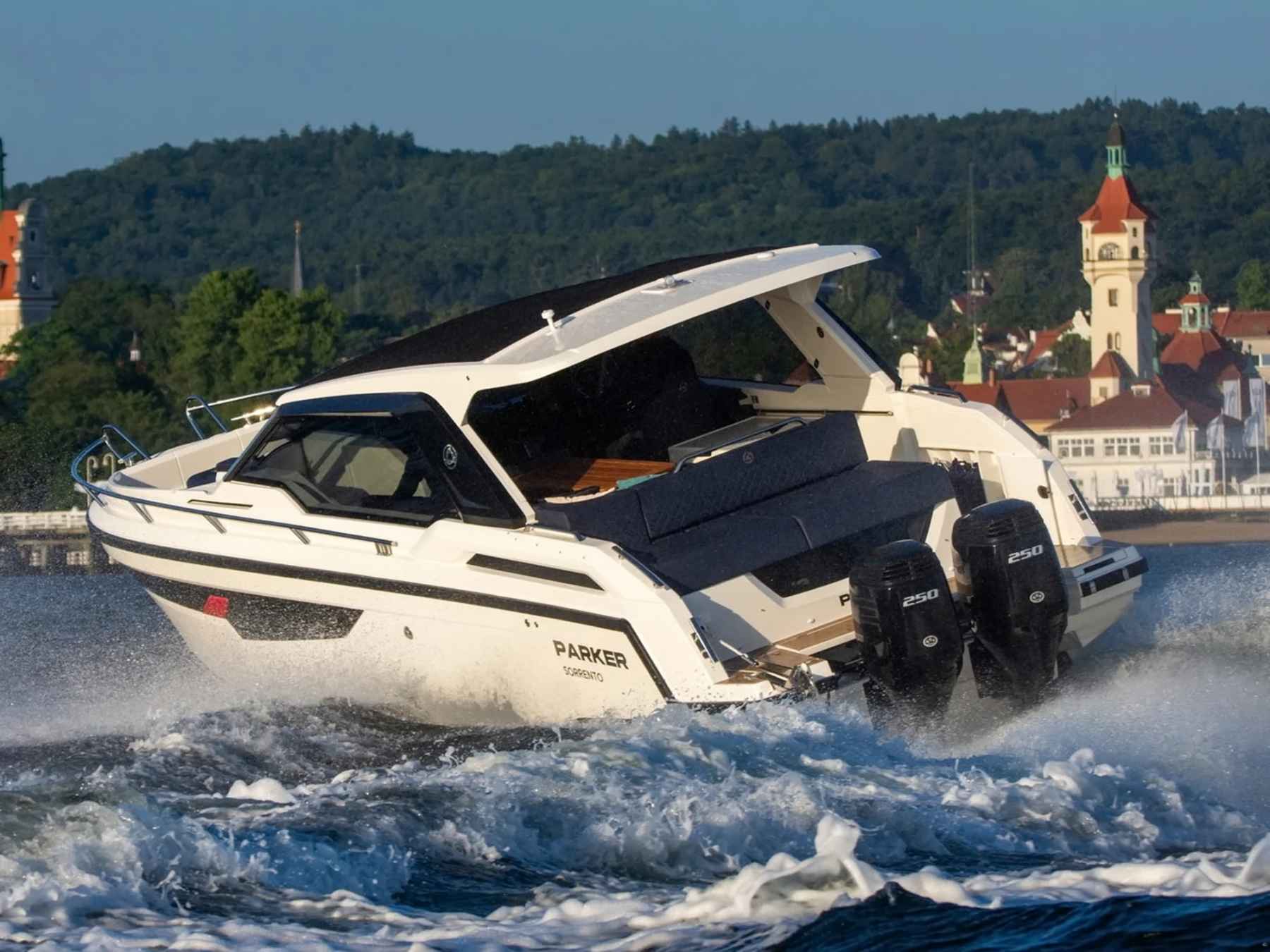 Motorboot Parker 100 Sorrento