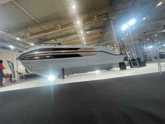 Motorboot Azzara 67S