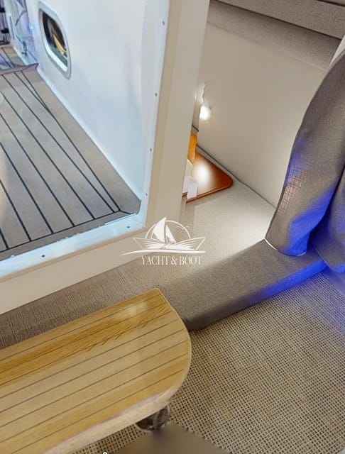 Motorboot Saver 830 Cabin