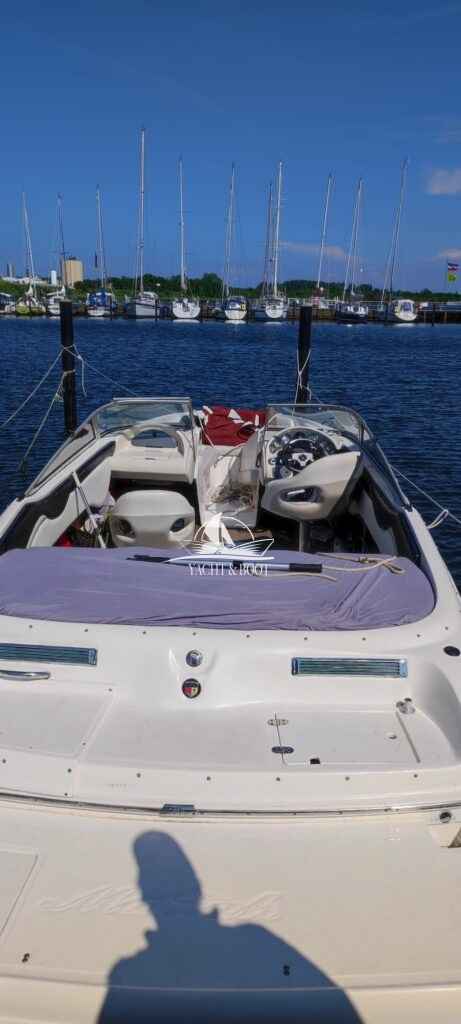 Motorboot Mariah SX24